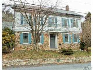 953 Sullivan Trl, Easton, PA 18040-1366