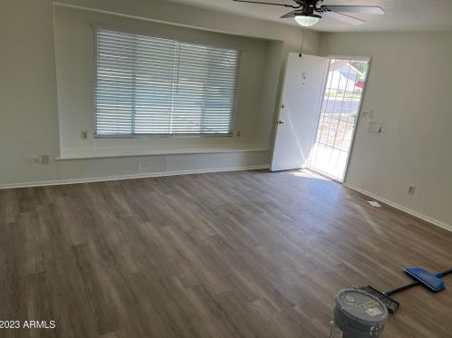 6232 38th Ave, Phoenix AZ  85019-1513 exterior