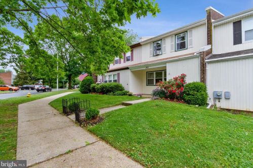 161 Appledore Dr, Downingtown, PA 19335-2252