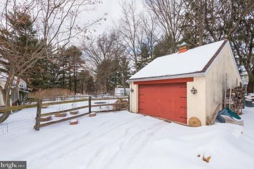 1221 Vilsmeier Rd, Lansdale, PA 19446-1712