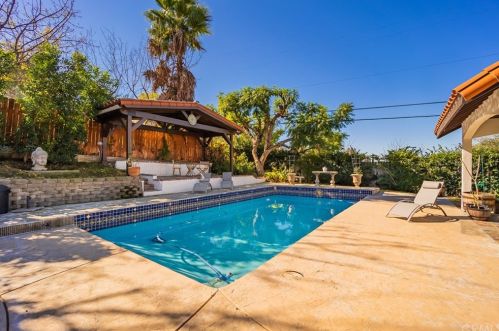 2423 Buenos Aires Dr, Covina CA  91724-3913 exterior