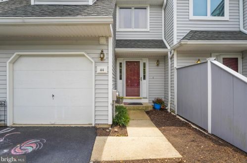 44 Jonathan Ct, Kennett Sq, PA 19348-1850