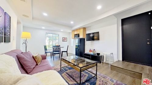 11264 Sunshine Ter, North Hollywood CA  91604-3124 exterior