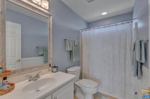 294 Jefferson Dr, Bybee VA  22963-2606 exterior