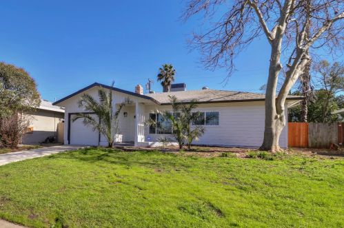 5816 Haven Dr, North Highlands, CA 95660-4740