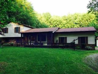 6263 Us Highway 322, Hartstown, PA 16131-2823