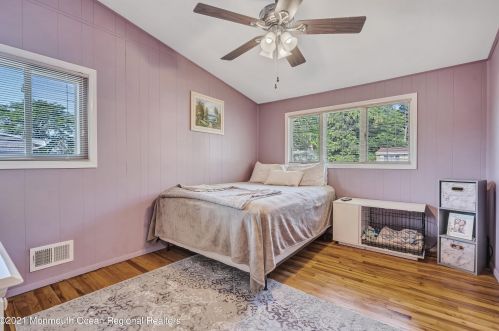 52 Margaret St, Old Bridge NJ  08857-2559 exterior