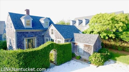 4 Saratoga Ln, Nantucket, MA 02554-2607