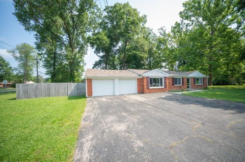 3 Gumbert Dr, Amelia OH  45102-1438 exterior