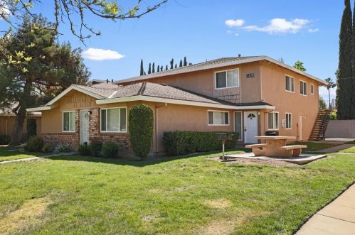2128 Palisade Ave, Modesto, CA 95350-1811