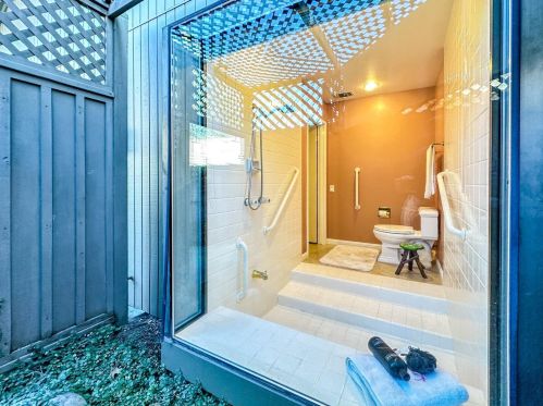 11395 Tunnel Hill Way, Rancho Cordova CA  95670-7235 exterior