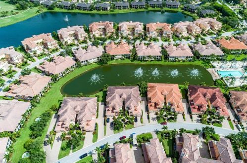 571 Avellino Isles Cir, Naples FL  27102-2379 exterior