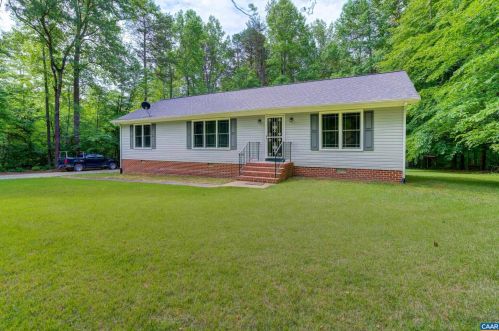 574 Warbonnet Trl, Mineral VA  23117-2838 exterior