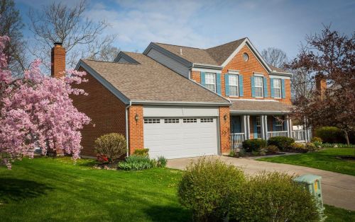 4231 Brandonmore Dr, Cincinnati, OH 45255-3656