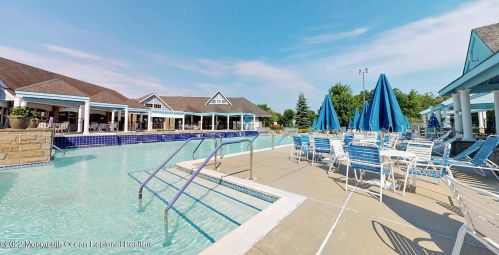 18 Baker Dr, Jackson Twp NJ 08527-3909 exterior