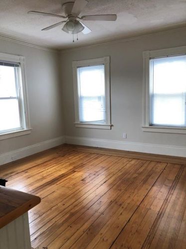 56 Barton St, Providence RI 02909-1803 exterior