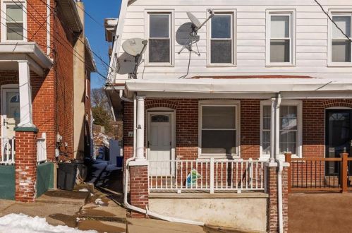 915 Ridge St, Easton PA  18042-5438 exterior