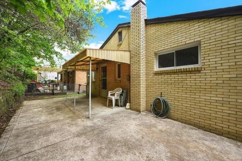 3959 Boulevard Dr, Pittsburgh PA  15217-2619 exterior