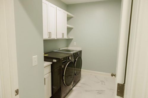 10 Woodward Rd, Lincoln RI  02865-4917 exterior