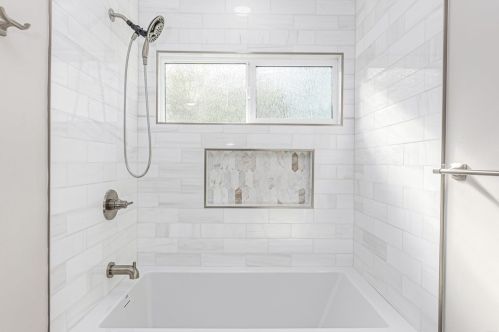 1213 Via Mil Cumbres, Solana Beach CA  92075-1726 exterior