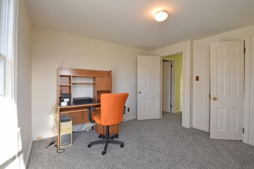 6009 Cleves Warsaw Pike, Cincinnati OH 45233-4935 exterior