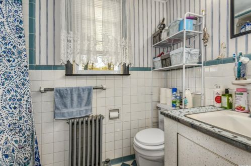 50 Polk Ave, Elwood NY  11731-1143 exterior