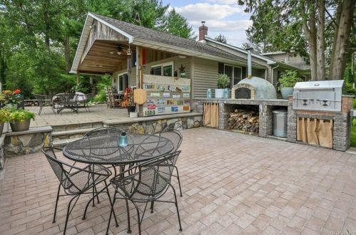 169 Lime Ridge Rd, Poughquag NY  12570-5449 exterior