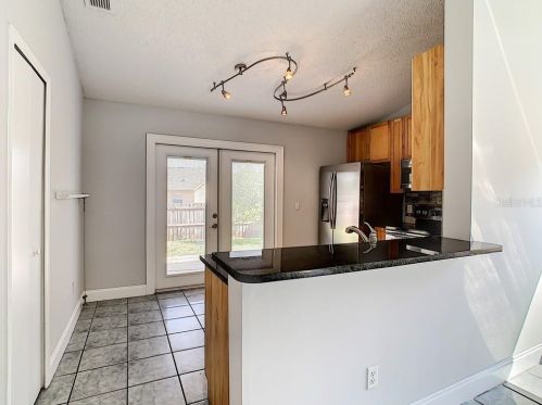 822 Mclean Ct, Orlando FL 32825-6367 exterior