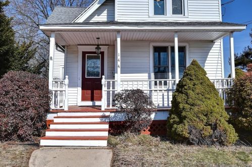 144 Nott St, Hartford, CT 06109-1718