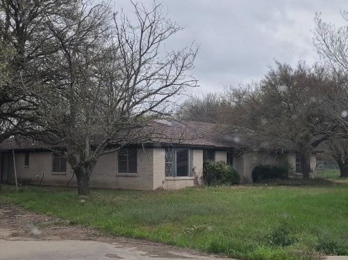 601 Files St, Itasca, TX 76055-3001