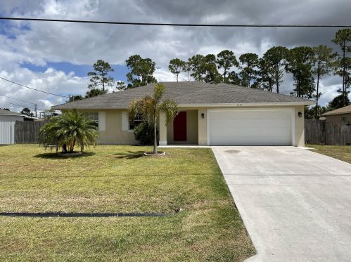 1633 Hextel Ave, Fort Pierce, FL 34953-7049