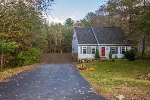782 Cook Hill Rd, Killingly, CT 06239-1525