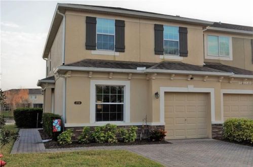 2730 River Landing Dr, Sanford, FL 32771-9524