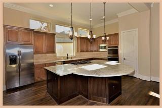 270 Sonoma Ct, Conroe TX  77384-4916 exterior