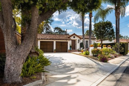 142 Rose Dr, Fullerton, CA 92833-2344