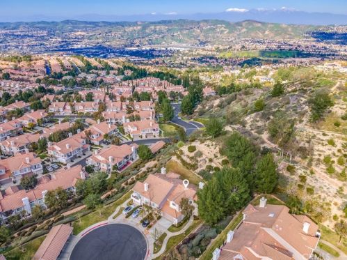 1005 Rising Sun Ct, Anaheim CA  92808-2407 exterior