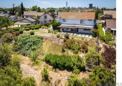 1201 Rippey St, El Cajon CA  92020-1741 exterior