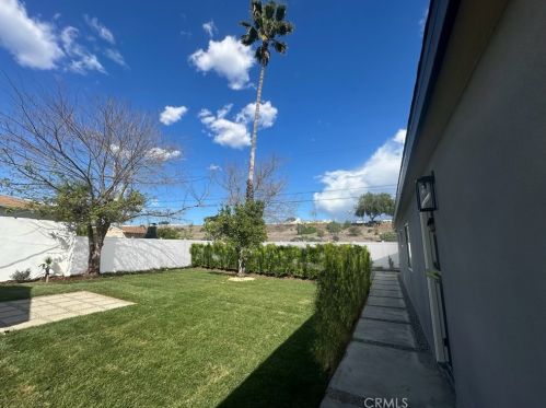 8042 Irvine Ave, North Hollywood CA  91605-1646 exterior