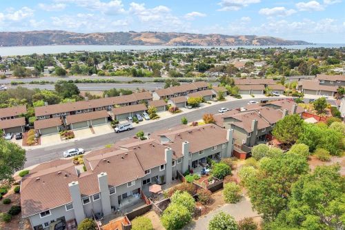 1718 Lindo St, Benicia CA  94510-2338 exterior