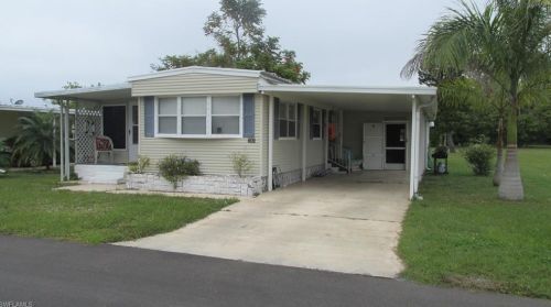 4630 Gulfgate Ln, Saint James City, FL 33956-2710