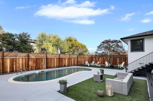 159 Westgate St, Redwood City CA  94062-2811 exterior