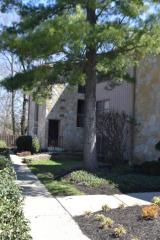 3101 Griggsview Ct, Columbus, OH 43221-4602