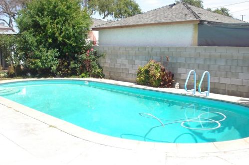 12246 Horley Ave, Downey CA  90242-3410 exterior