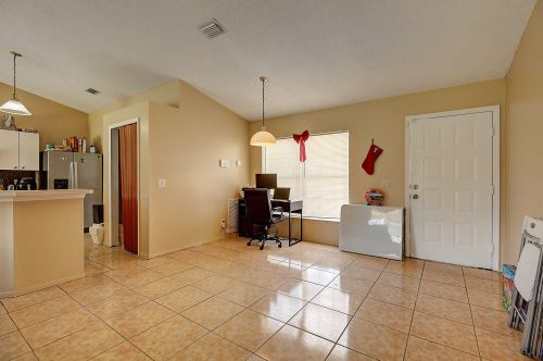 421 Oleander Ave, Fort Pierce FL  34952-1343 exterior