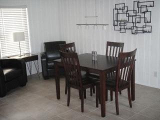 2805 Cherry St, Evansville IN  47714-1704 exterior