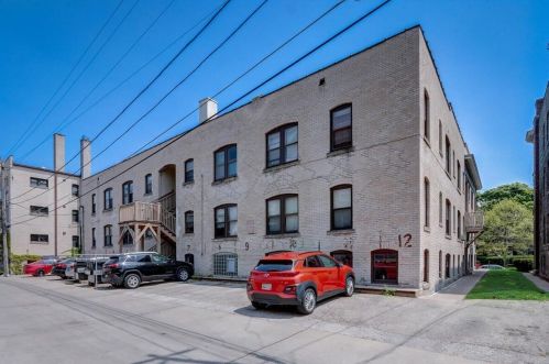 2533 Downer Ave, Milwaukee WI 53211-4239 exterior