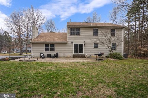 14 Woods Rd, Plumsted Township NJ  08533-2740 exterior