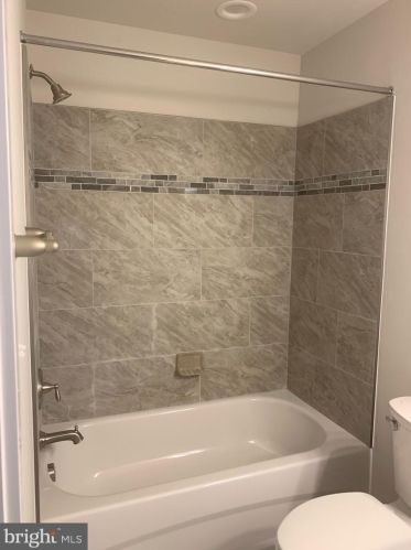 464 Cabin Point Dr, Montross VA  22520-4075 exterior