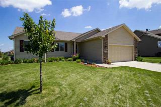 5017 Trilein Dr, Ankeny, IA 50021-8105