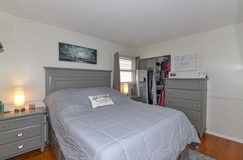 933 101, Milwaukee WI 53214-2513 exterior